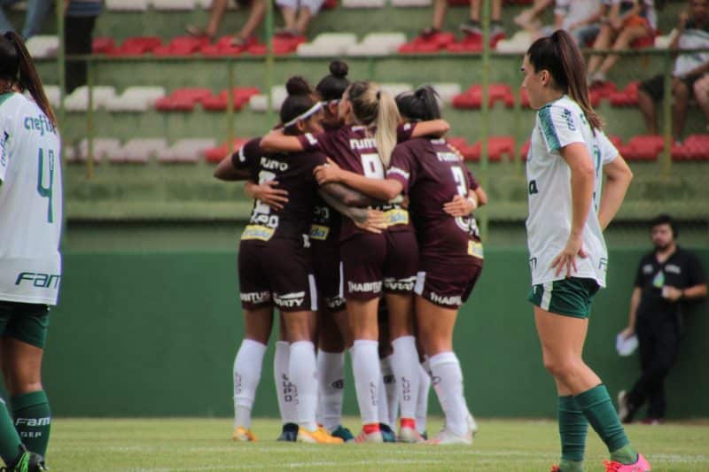 Vict&oacute;ria Liss comenta nova oportunidade profissional na Ferrovi&aacute;ria