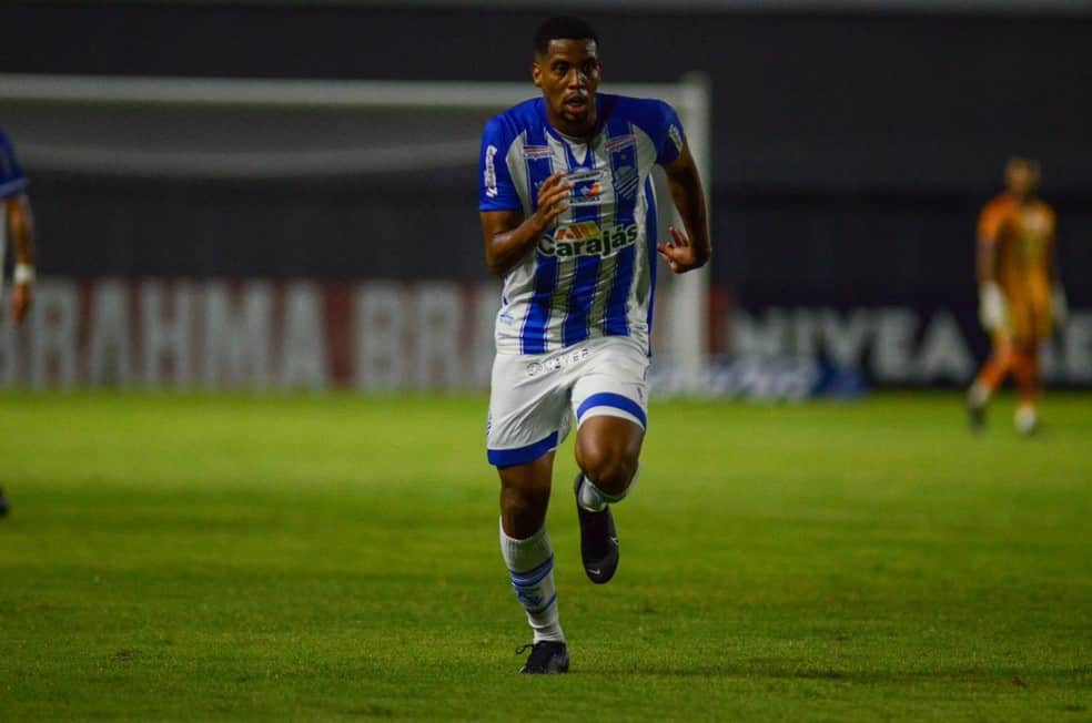 Mercado da bola do Coritiba: Matheus Alexandre fica, Hyoran não vem e atacante distante