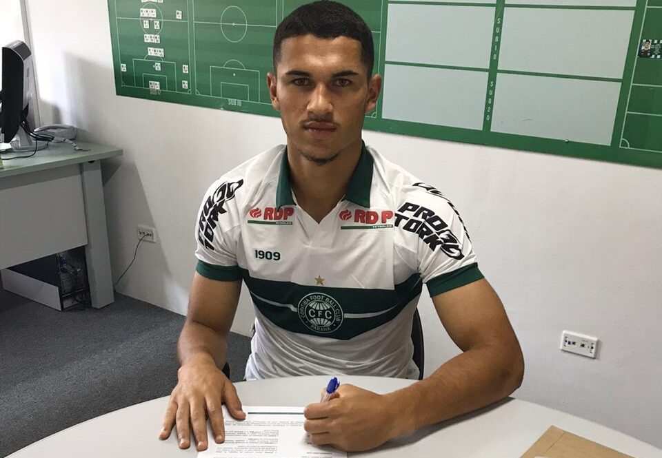 Al-Wasl insiste em Márcio Silva, do Coritiba; Gamalho entre os artilheiros do Brasil