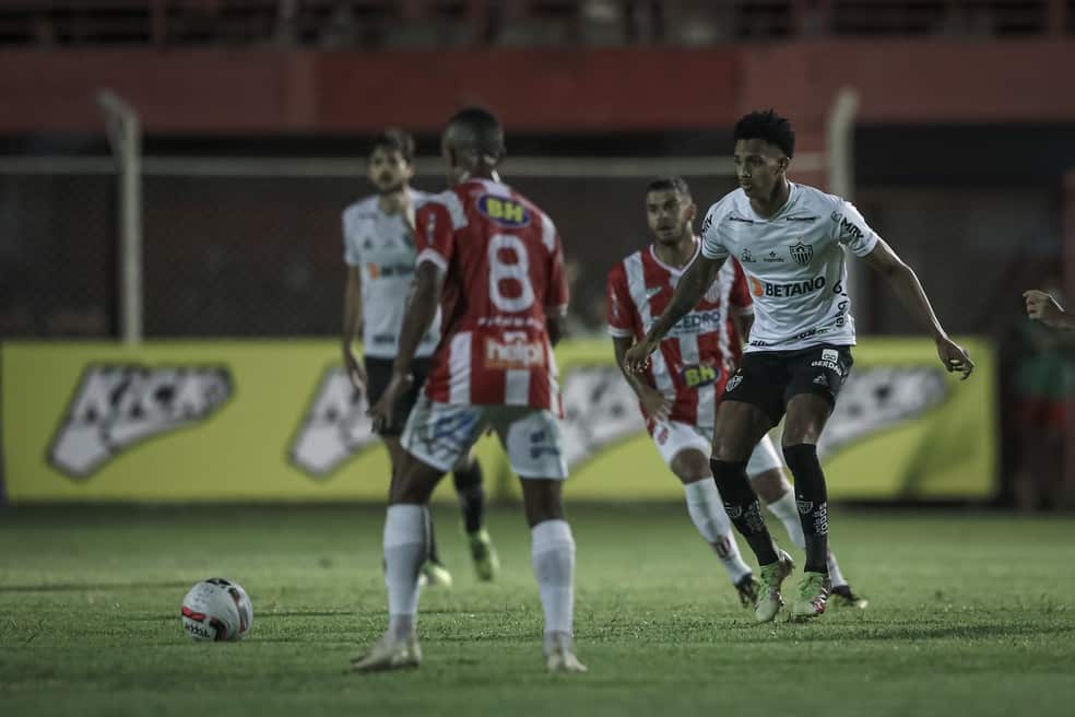 An&aacute;lise: Atl&eacute;tico-MG aciona titulares em estreia e consegue arrancar o empate