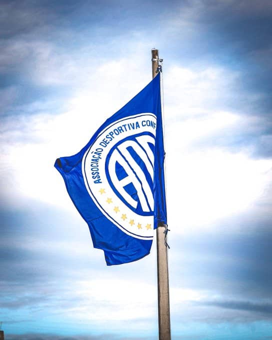 Confian&ccedil;a anuncia quatro casos positivos para Covid-19 em exames visando estreia no estadual