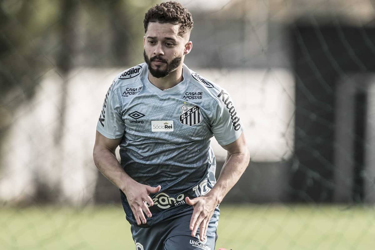 Santos rescinde com Lucas Venuto, que est&aacute; acertado com o Guarani