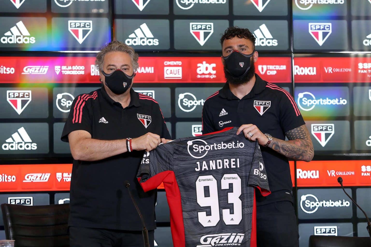 Jandrei sobre a disputa com Volpi: “Temos que priorizar o São Paulo”