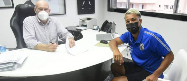 Marcos Leonardo, novo camisa 9 do Santos: &ldquo;Tenho muita hist&oacute;ria para viver e espero fazer isso aqui&rdquo;&rdquo;