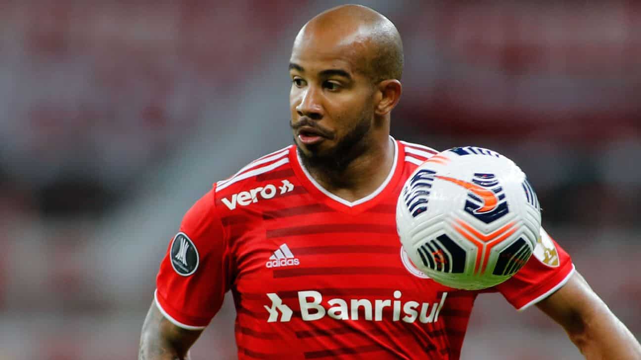 Novo refor&ccedil;o na &aacute;rea! S&atilde;o Paulo vai anunciar novo meia