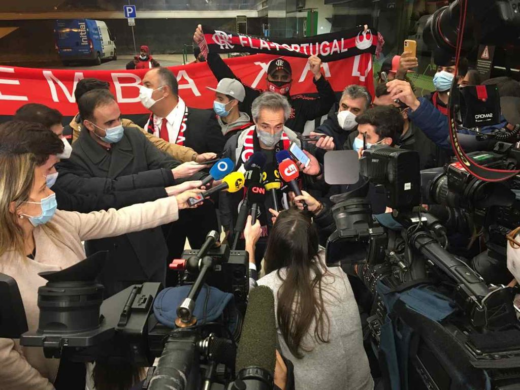 Paulo Souza rasga elogios a torcida e diretoria do Flamengo