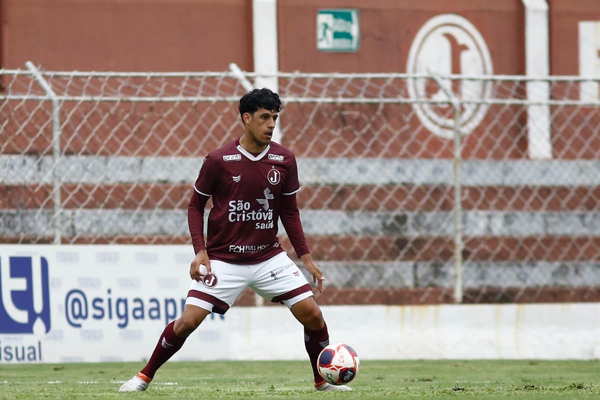 Alisson celebra renova&ccedil;&atilde;o com o Juventus e mira acesso na A2 do Paulista: &ldquo;Mentalidade vencedora&rdquo;