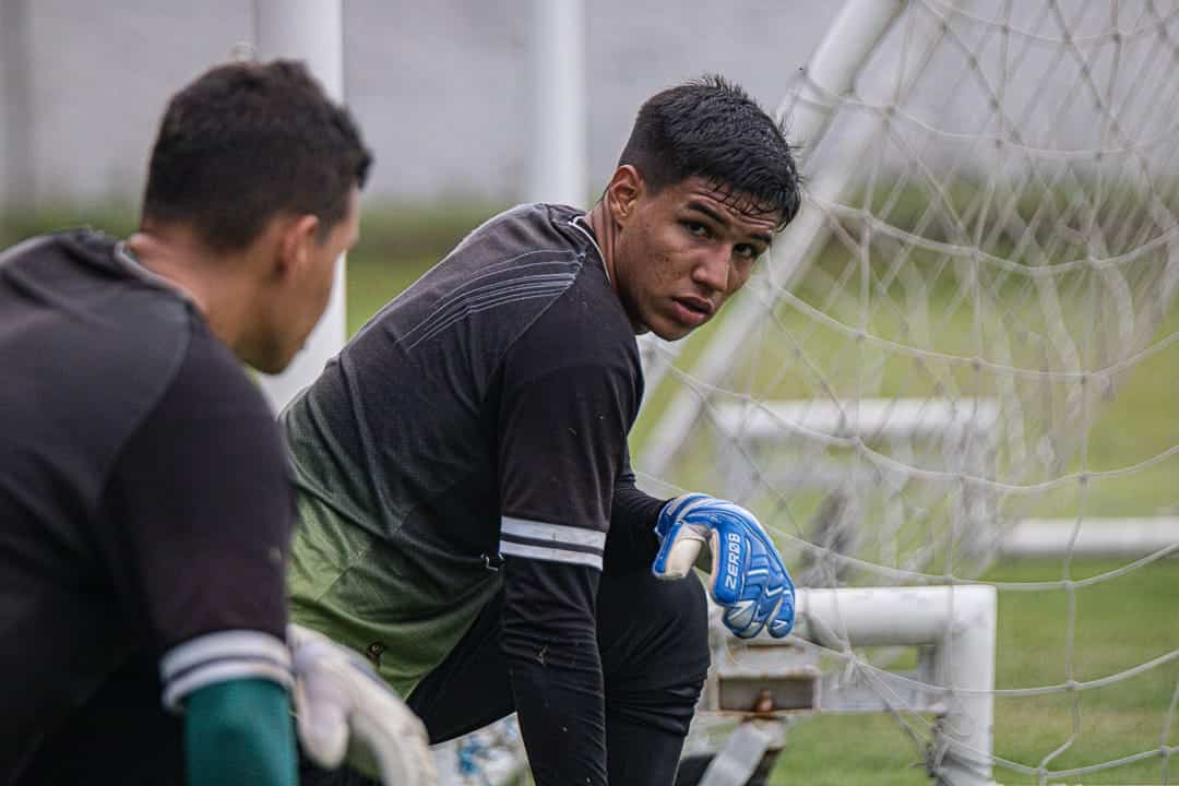 Goleiro do Floresta, Cauã Felipe, se destaca na Copinha e é convocado para elenco profissional