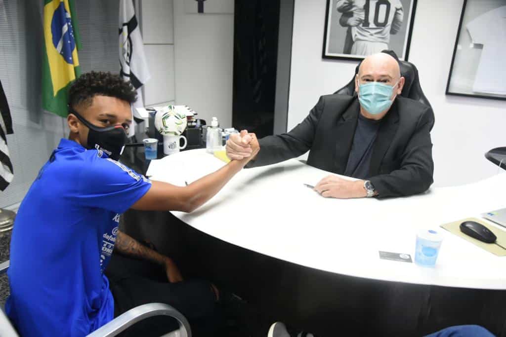 Santos anuncia contrata&ccedil;&atilde;o de Bruno Oliveira e atleta comemora: &ldquo;&Eacute; um grande sonho!&rdquo;