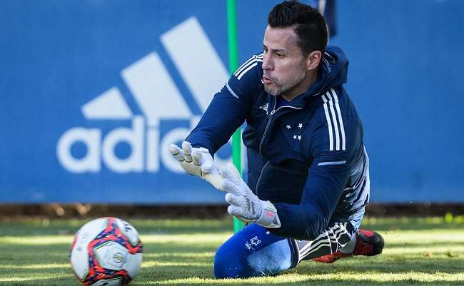 F&aacute;bio e Cruzeiro n&atilde;o se acertam em 1&ordf; reuni&atilde;o; novo encontro ser&aacute; marcado