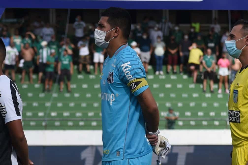 João Paulo critica arbitragem de Santos e Guarani: “Acabam atrapalhando o espetáculo”