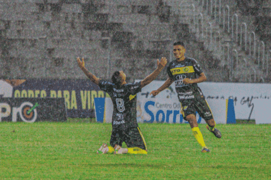 Marcelo Gama do Cascavel revela empolga&ccedil;&atilde;o para temporada: &ldquo;Time muito competitivo&rdquo;.