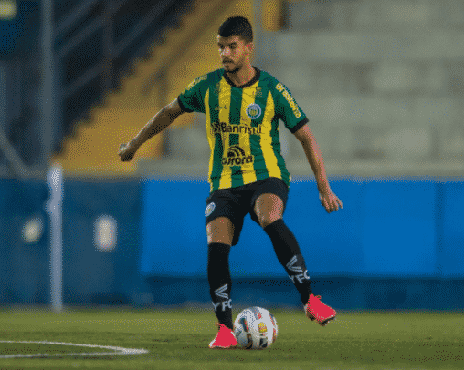 Autor de dois gols na vit&oacute;ria do Ypiranga, Bruno Bispo comemora boa fase individual e do time: &ldquo;Estamos no caminho certo&rdquo;