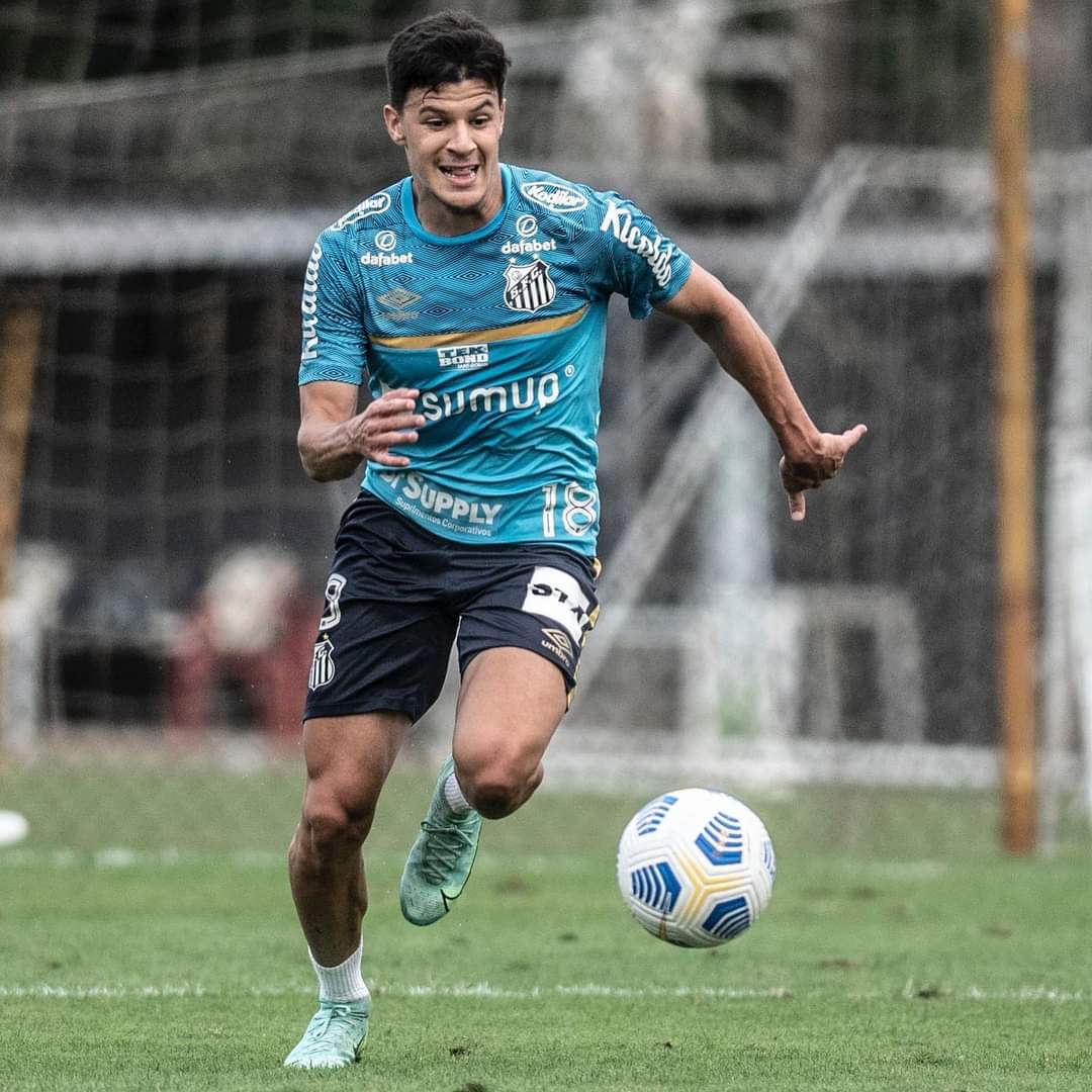 Santos tem 8 jogadores com contratos que terminam em 2022