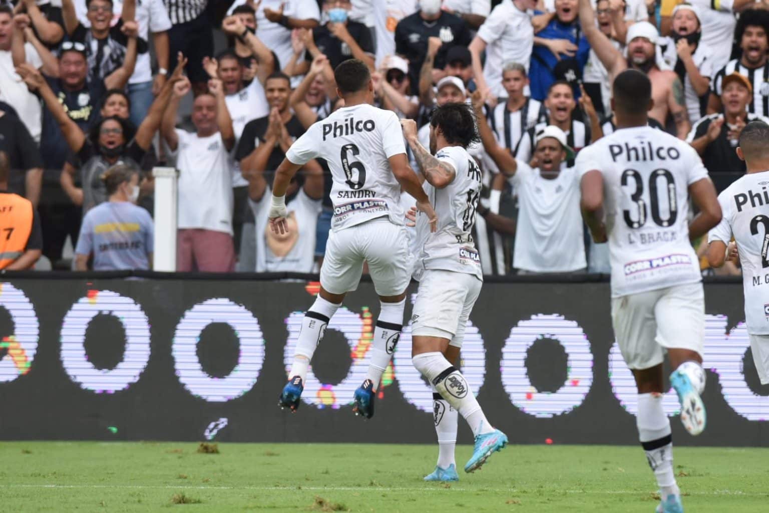 Santos tem lucro de R$ 38 mil na vit&oacute;ria contra o Ituano