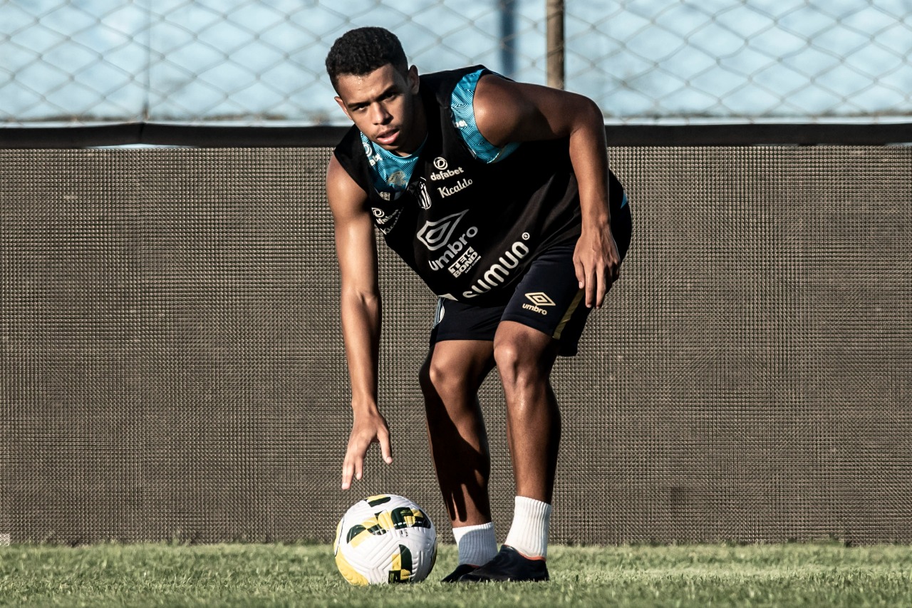 Sandry comemora melhora física após lesão: “Estarei 100% para o resto da temporada”