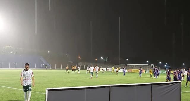 Luverdense avan&ccedil;a de fase no Mato-Grossense