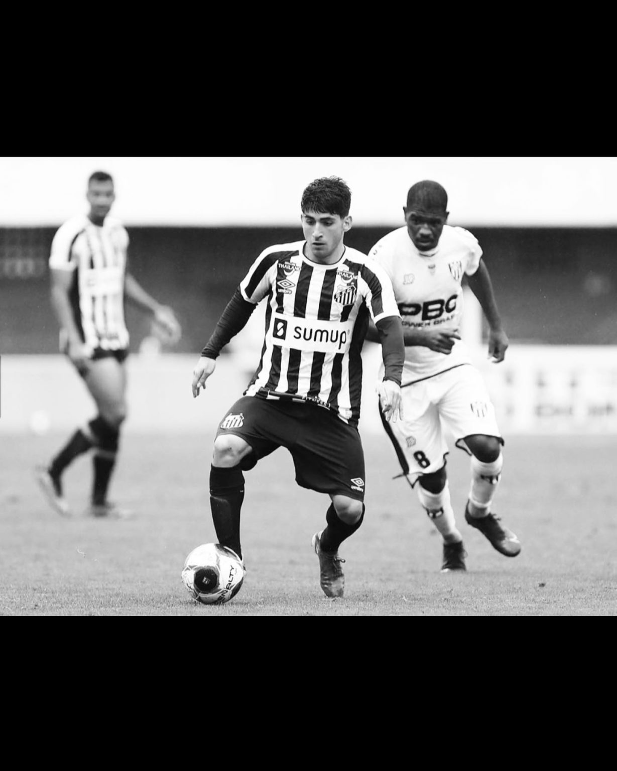 Lacava agradece ao Santos e se despede: &ldquo;Eu gostaria de ficar para ajudar o clube, mas n&atilde;o foi poss&iacute;vel&rdquo;