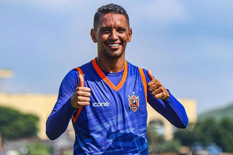 Rafinha, do Nova Iguaçu, fala sobre a Copa do Brasil e o duelo diante do Flamengo: “São onze contra onze”