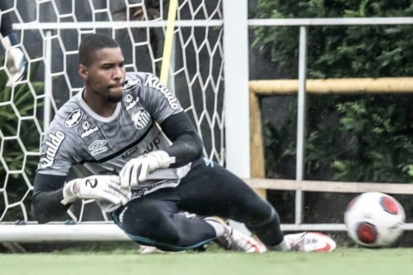 Di&oacute;genes comenta retorno ao profissional: &ldquo;Estou preparado e feliz por voltar&rdquo;