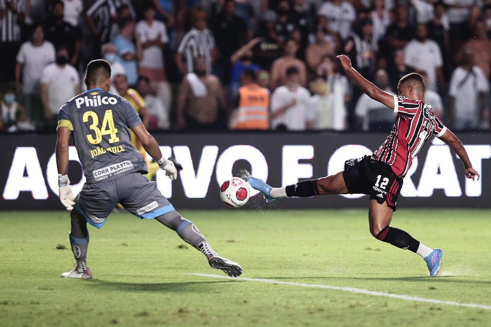 João Paulo desconversa sobre demissão de Carille e cobra melhora do elenco: “Mudar a postura o mais rápido possível”