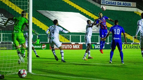 Figueirense x Marc&iacute;lio Dias como aconteceu &ndash; Resultado, destaque e rea&ccedil;&atilde;o