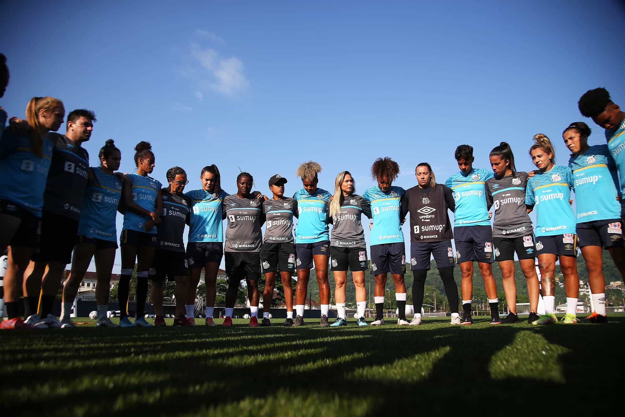 Sereias da Vila retornam aos treinamentos