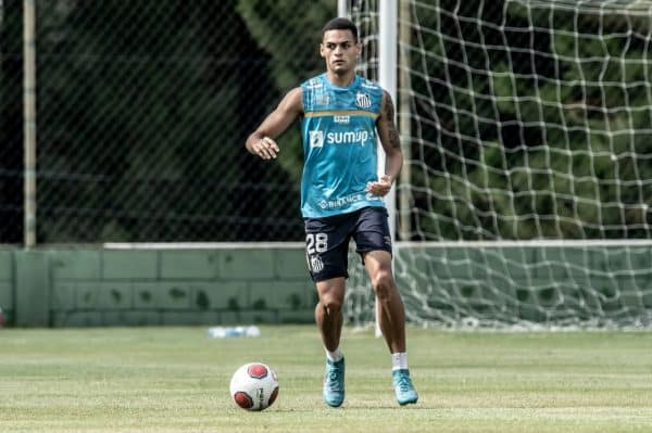 Kaiky fala em ‘final’ contra Ferroviária: “Vamos com tudo buscar essa vitória”