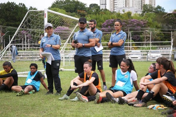 Santos divulga aprovadas na primeira fase de sele&ccedil;&atilde;o para base das Sereias