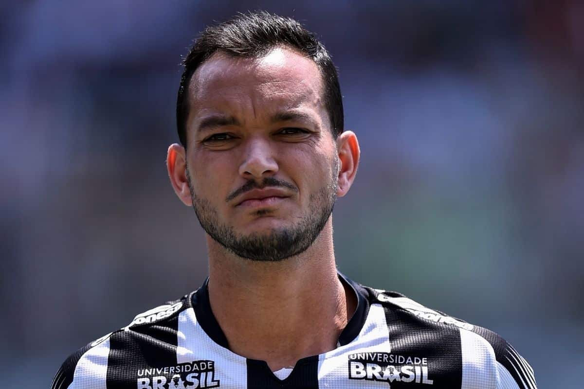 R&eacute;ver, do Atl&eacute;tico-MG, inicia estudos para se tornar treinador