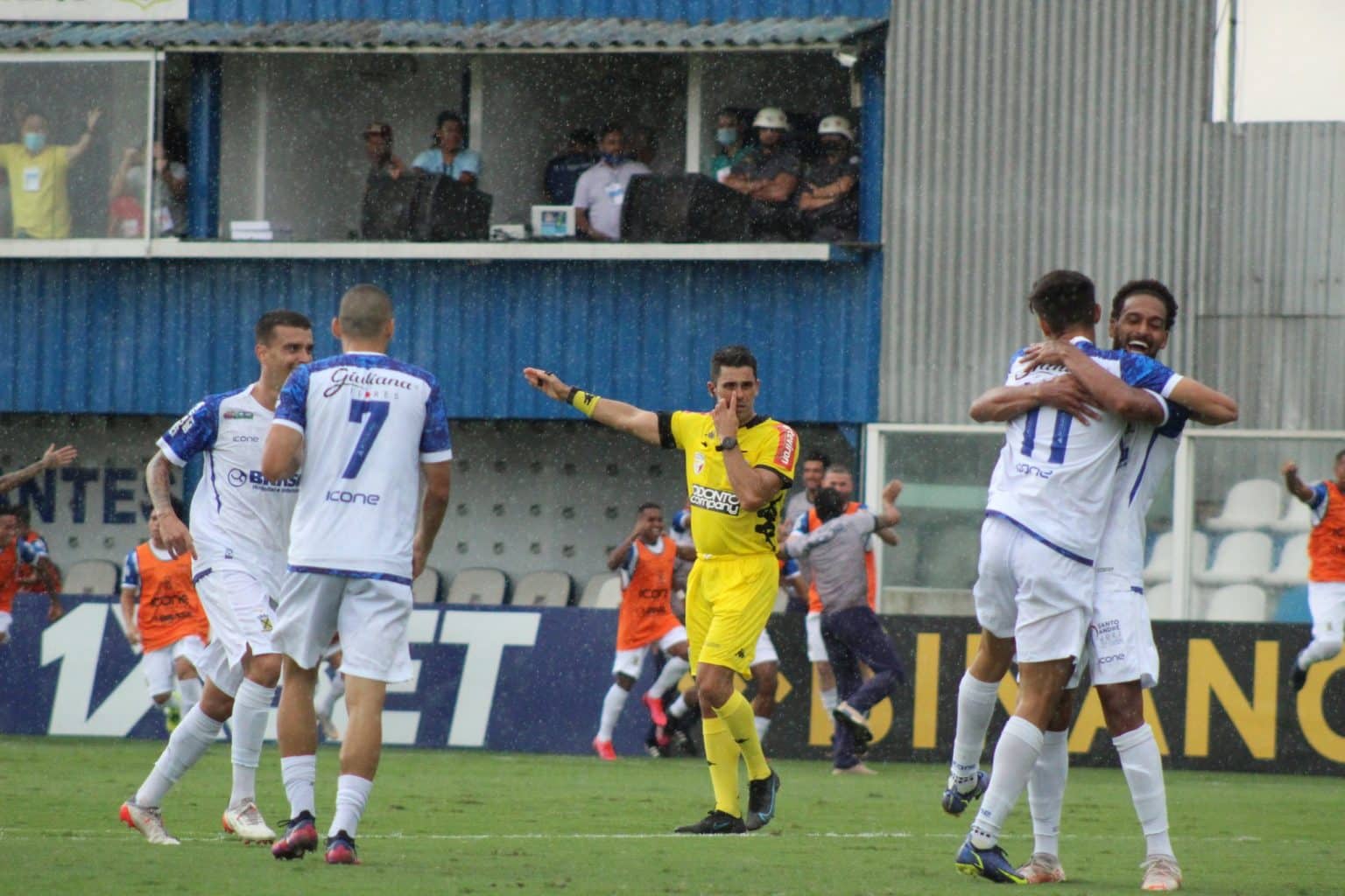 Santo André empata com Água Santa, mas garante permanência na elite do Paulistão