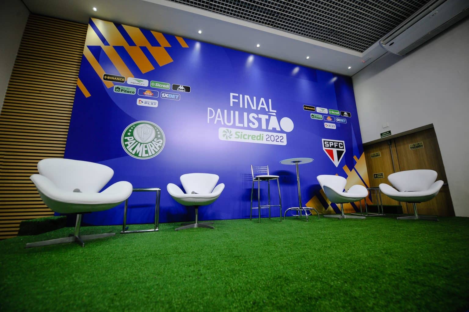 Ceni elogia jogadores do S&atilde;o Paulo: &ldquo;t&ecirc;m vontade de vencer&rdquo;