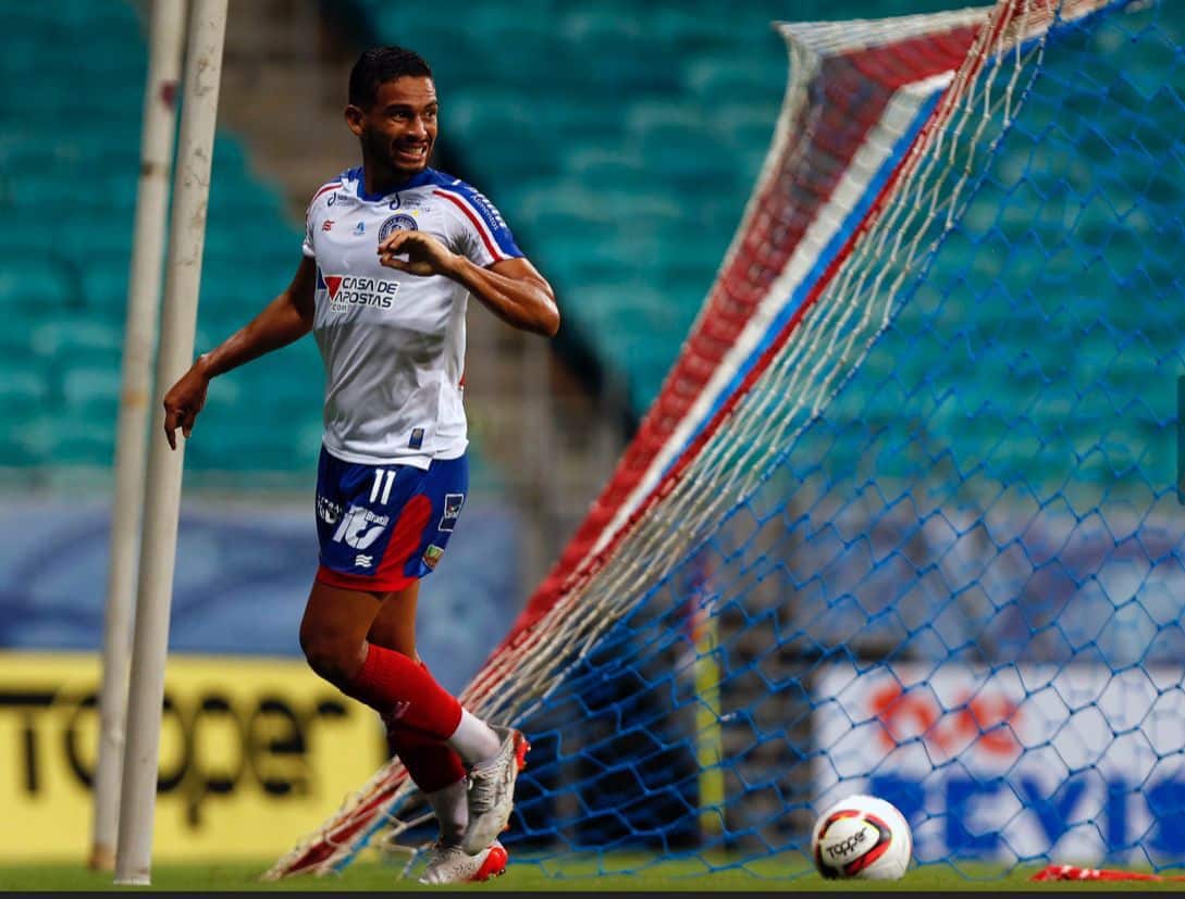 Marco Ant&ocirc;nio celebra gol e triunfo no Campeonato Baiano