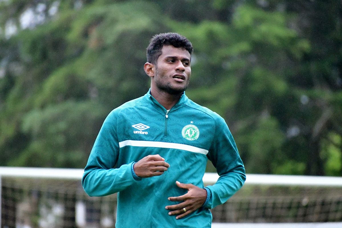 Maranhão mostra confiança no ano da Chape: “Vamos surpreender”