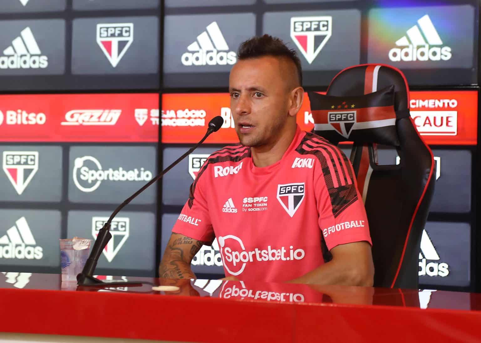 Rafinha fala sobre pr&oacute;ximo jogo do S&atilde;o Paulo: &ldquo;n&atilde;o tem esse favoritismo&rdquo;