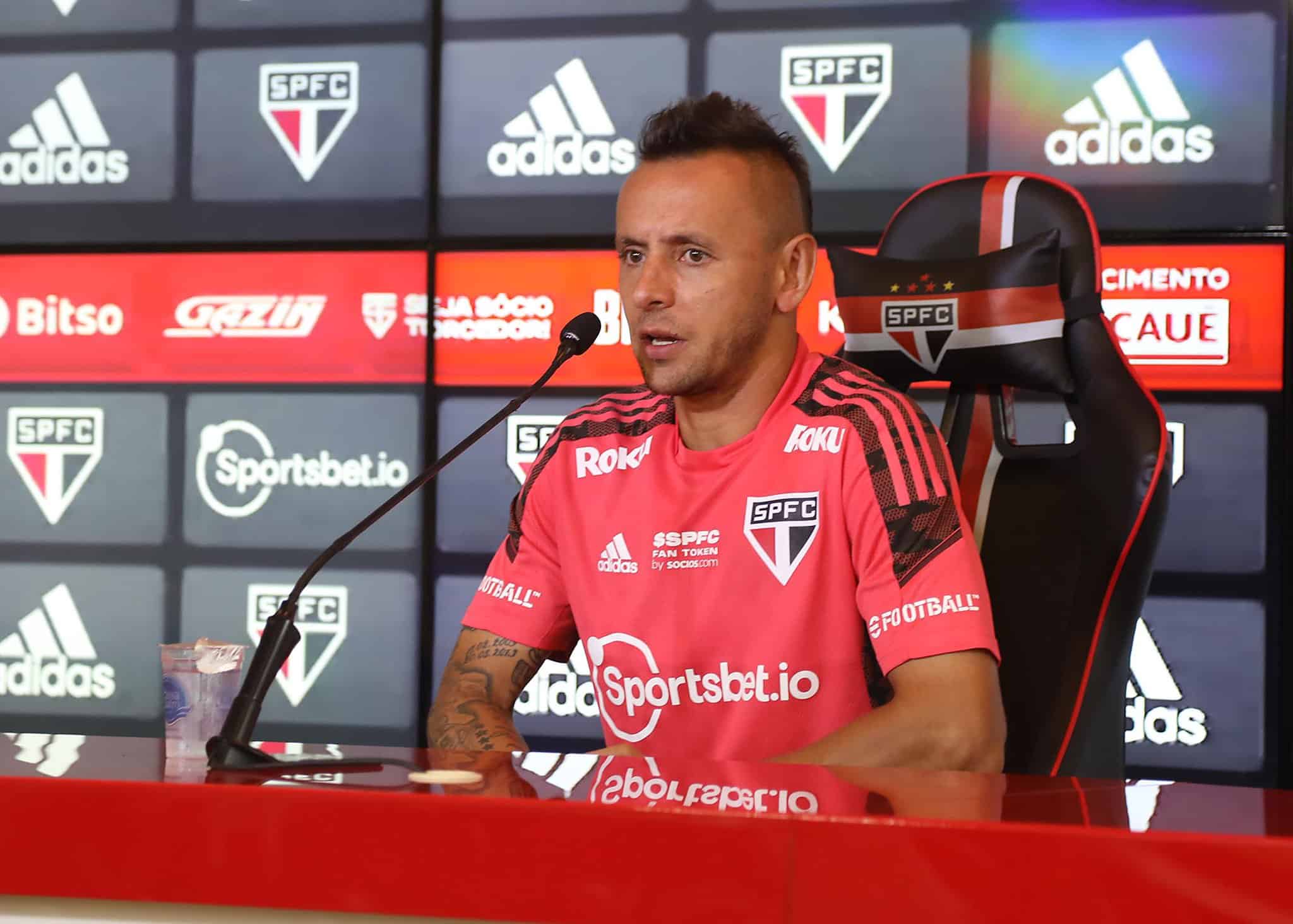Rafinha fala sobre pr&oacute;ximo jogo do S&atilde;o Paulo: &ldquo;n&atilde;o tem esse favoritismo&rdquo;