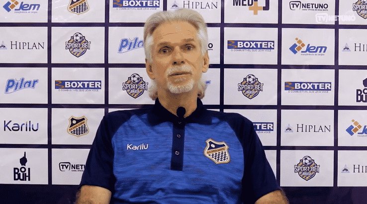 Sérgio Guedes não é mais treinador do Água Santa