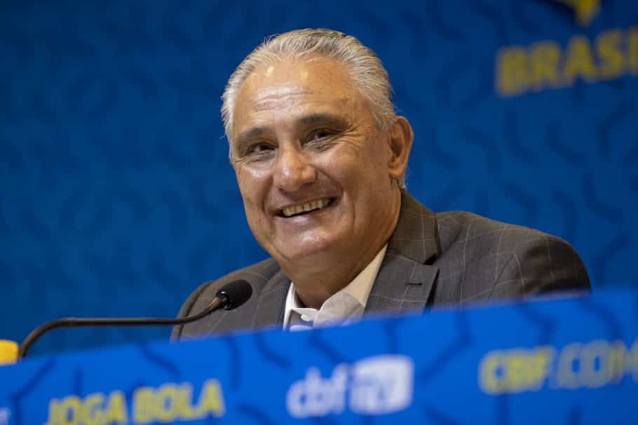 Tite agiu certo ao n&atilde;o convocar Raphael Veiga