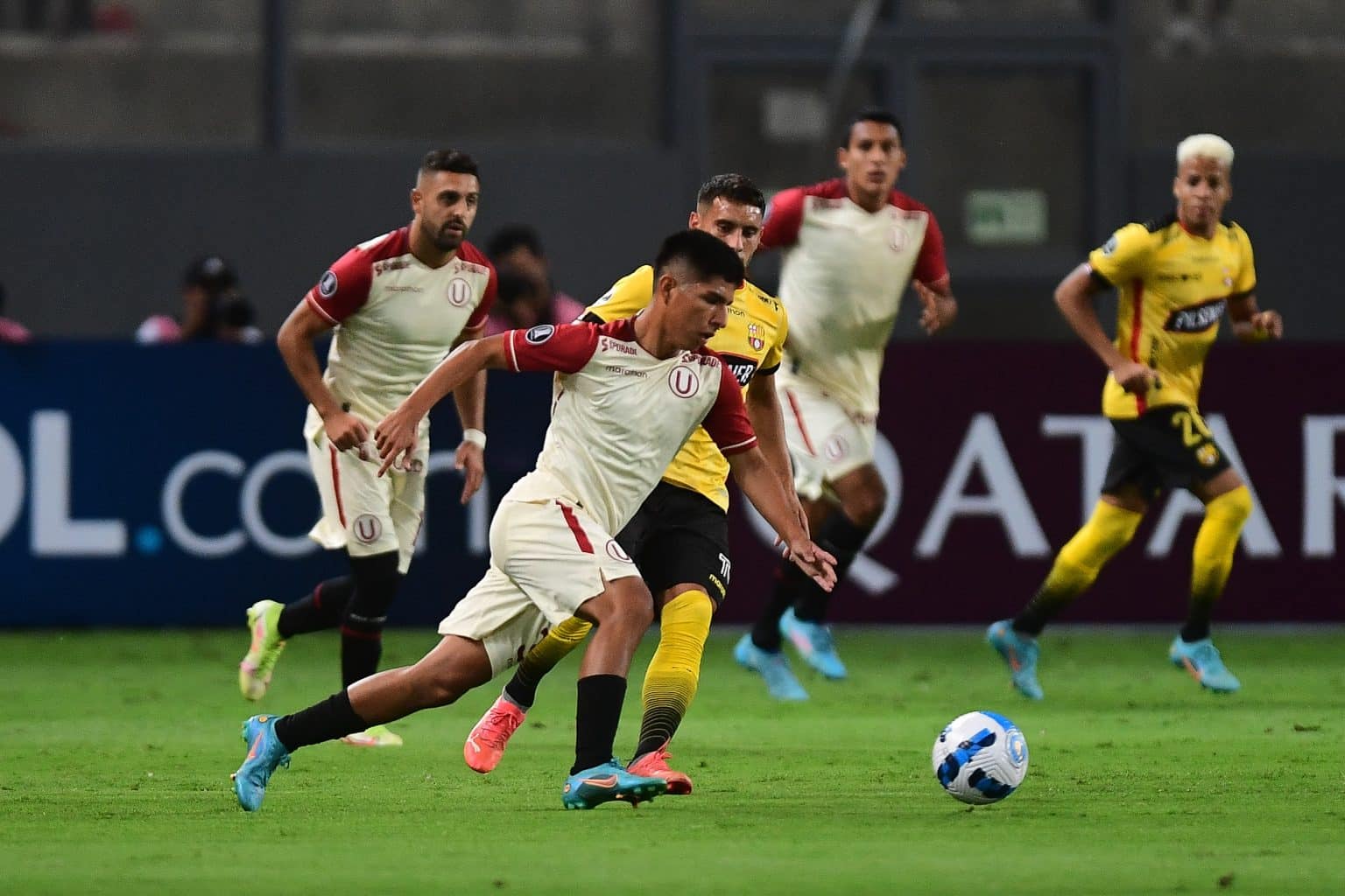 Universit&aacute;rio x Barcelona como aconteceu &ndash; Resultado, destaques e rea&ccedil;&atilde;o