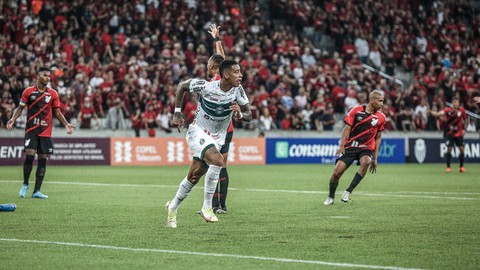 Athletico-PR x Coritiba como aconteceu &ndash; Resultado, destaque e rea&ccedil;&atilde;o