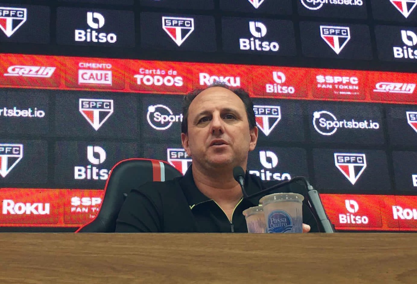 Evolu&ccedil;&atilde;o do S&atilde;o Paulo agrada ao treinador