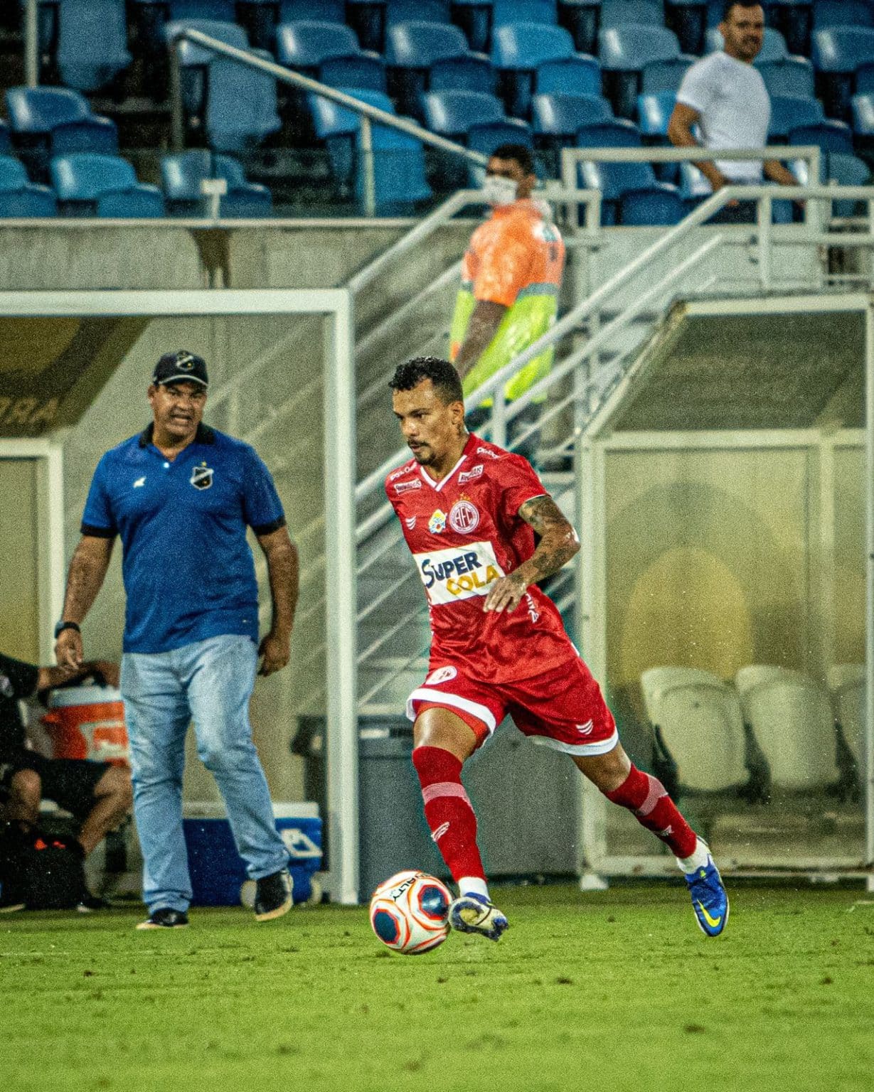 Felipinho comemora vit&oacute;ria do Am&eacute;rica sobre o ABC e mira busca pelo t&iacute;tulo