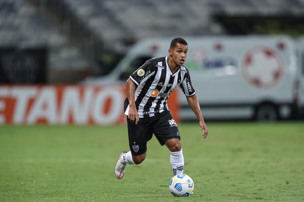 Mais um!!! Atl&eacute;tico-MG e Ponte Preta acertam empr&eacute;stimo do atacante Echapor&atilde;