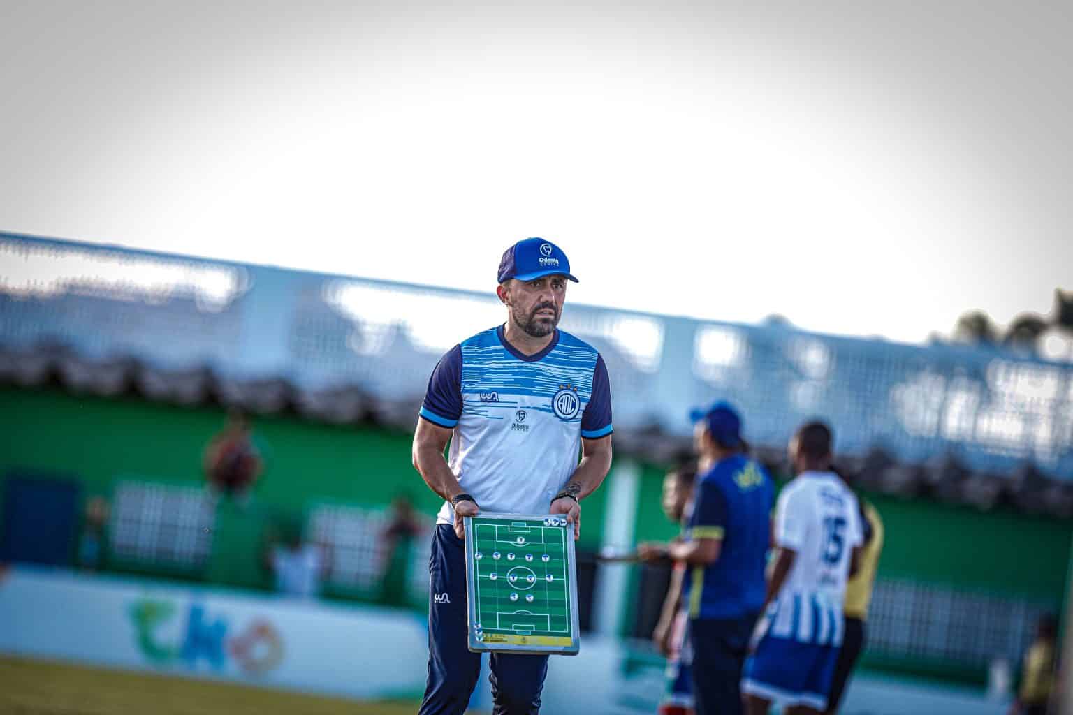 Luizinho Lopes destaca sentimento de frustra&ccedil;&atilde;o depois de elimina&ccedil;&atilde;o do Confian&ccedil;a no estadual