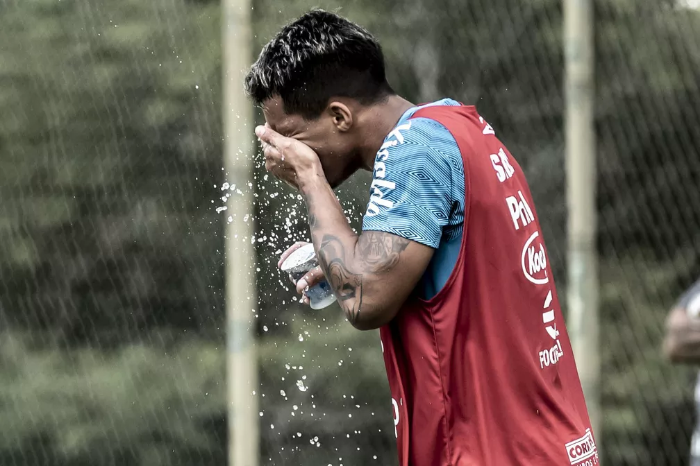 Marcos Leonardo desfalca o Santos novamente pela Sul-Americana