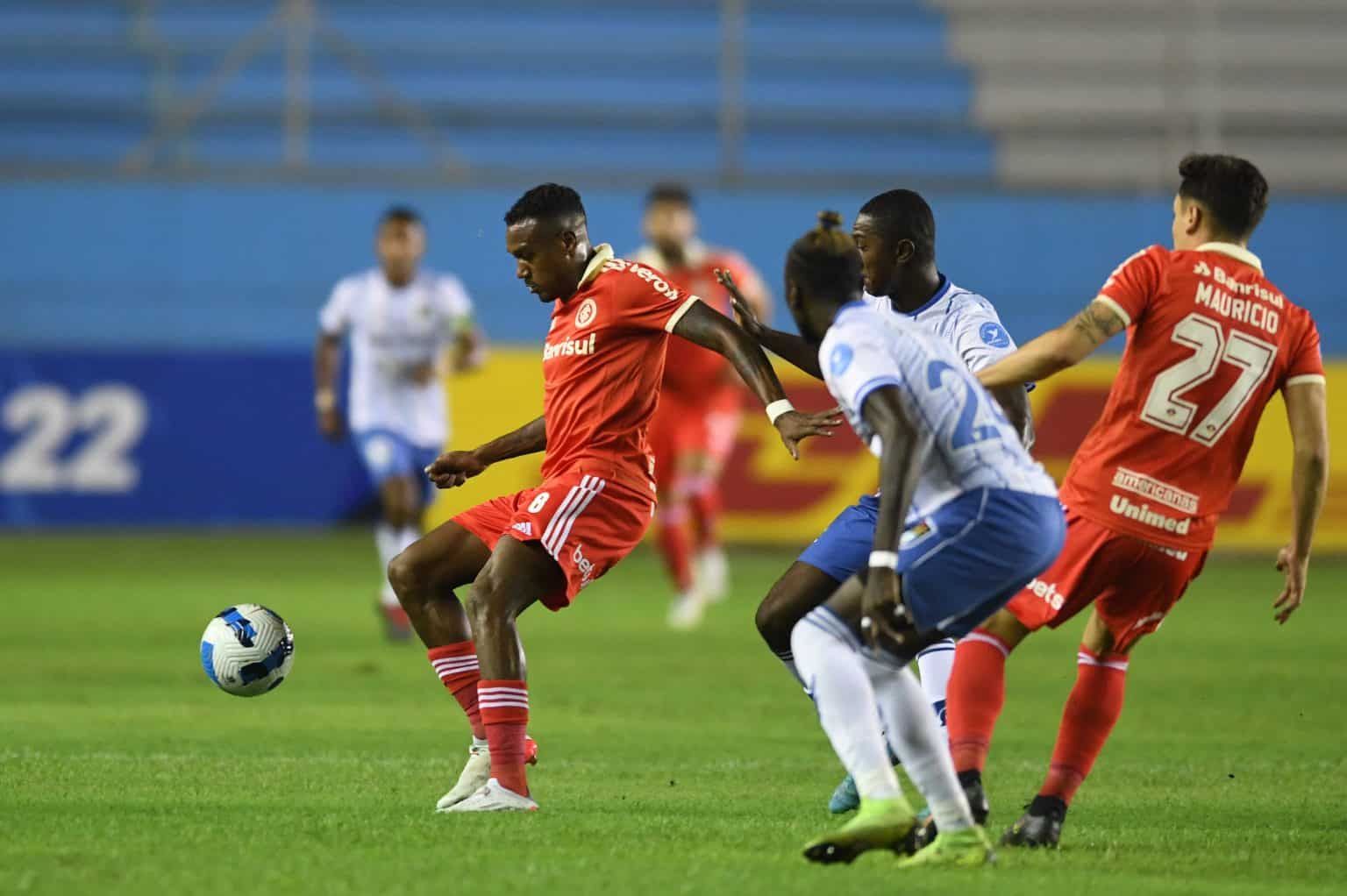 9 De Octubre x Internacional como aconteceu &ndash; Resultado, destaques e rea&ccedil;&atilde;o