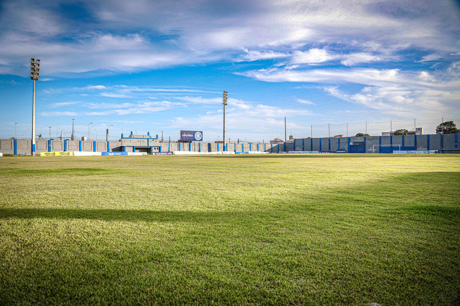 Confiança vive momento de instabilidade em meio a preparação para estreia na Série C