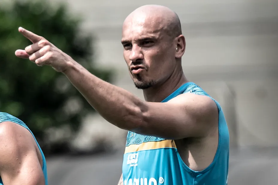 Contrata&ccedil;&atilde;o de Maicon n&atilde;o foi unanimidade no CG do Santos