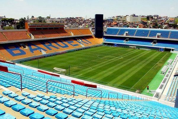 Santos deve enfrentar o Ceará na Arena Barueri