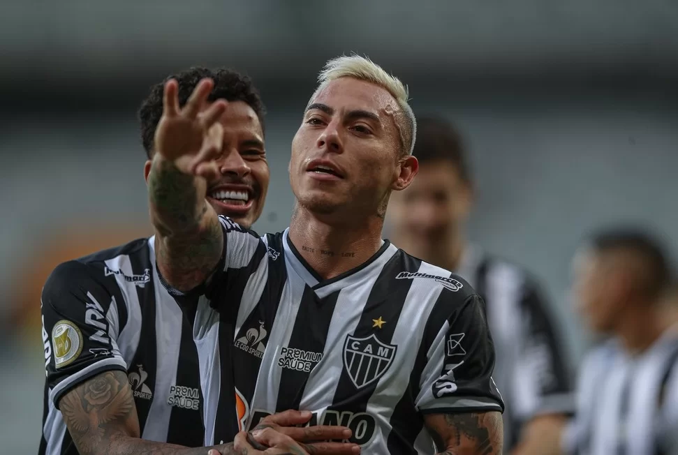 Vargas renova contrato com o Atlético-MG até o fim de 2024, diz jornalista